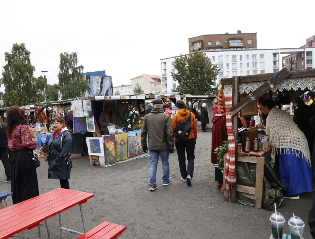 Rovaniemen Wanhat Markkinat – Koko kansan kulttuurihistoriallinen katukarnevaali
